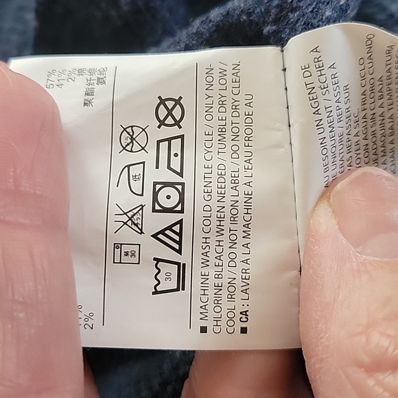 Old Navy Waffle Knit Thermal Long Sleeve Tee - Picture 5 of 6